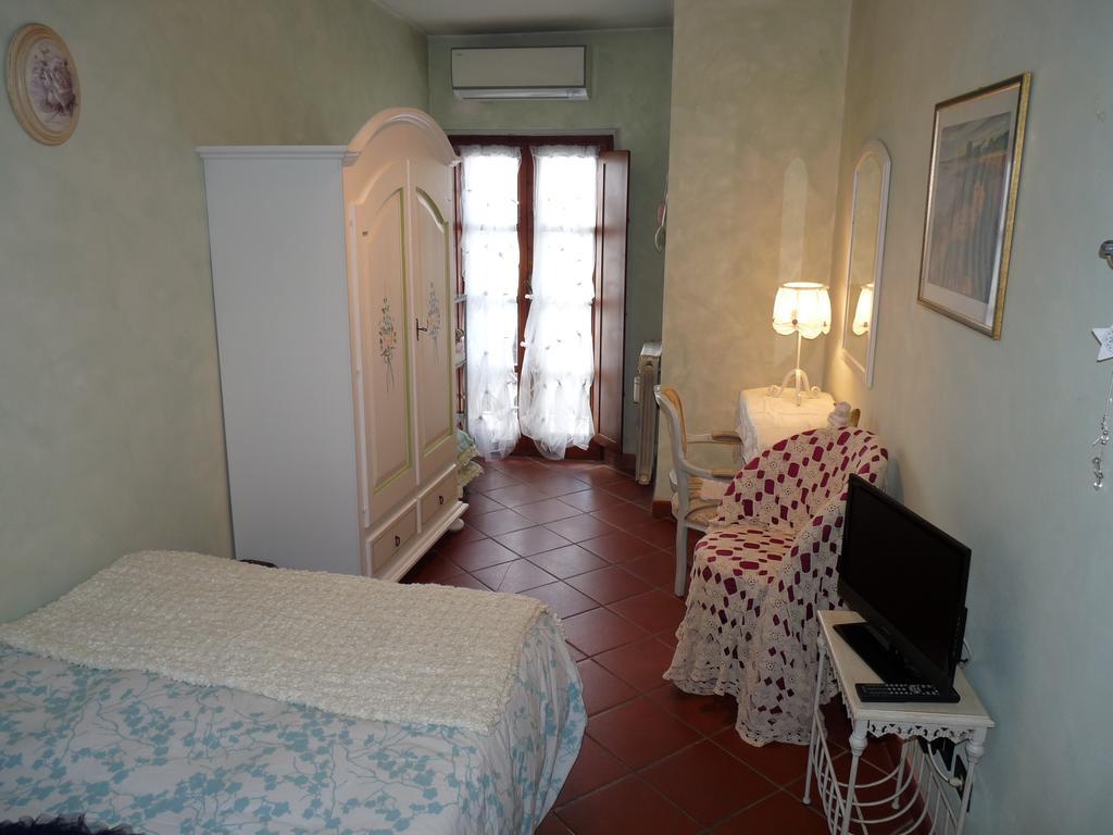 بيزا B&B A Casa Di Greta الغرفة الصورة